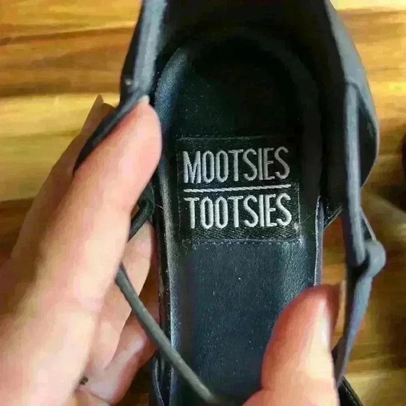 Vintage 90’s y2k Mootsie tootsie chunky square toe block heels Sz.7 GUC. - Picture 2 of 7